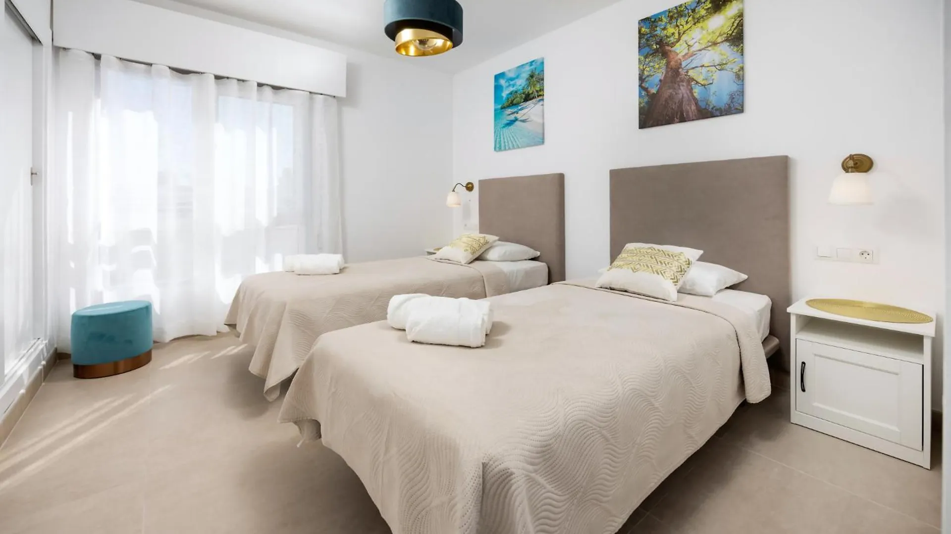 Estepona Paseo Maritimo Primera Linea De Playa Appartamento