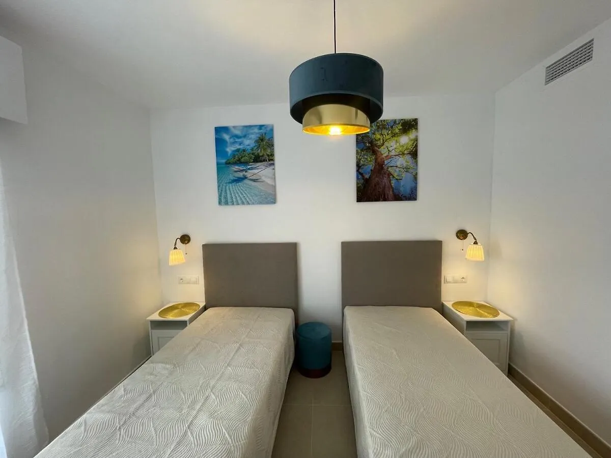 Estepona Paseo Maritimo Primera Linea De Playa Apartment
