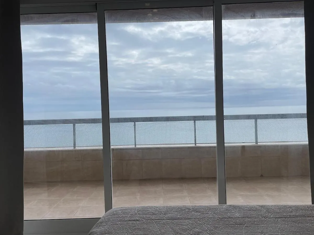 Estepona Paseo Maritimo Primera Linea De Playa Apartment